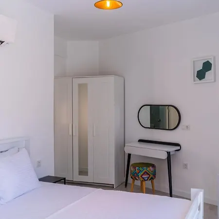Mea Hotel *